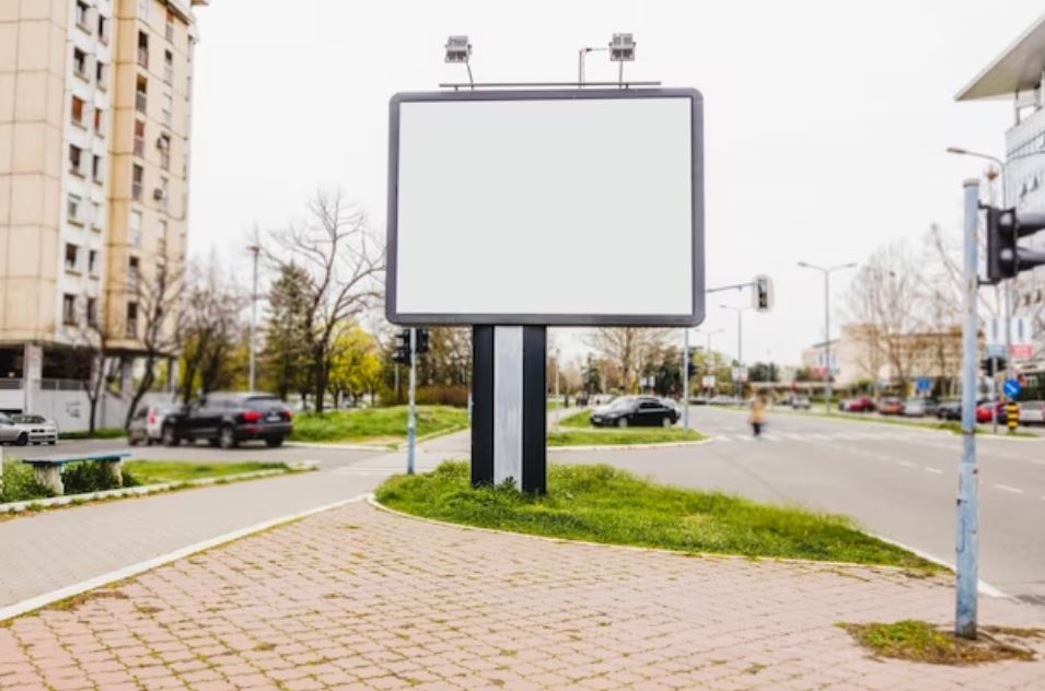 OUTDOOR SIGNAGE